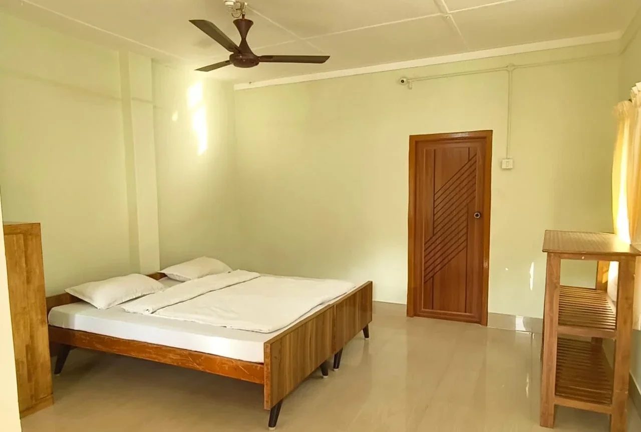 Hornbill room 2